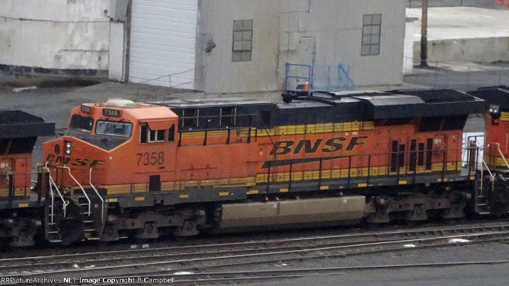 BNSF 7358